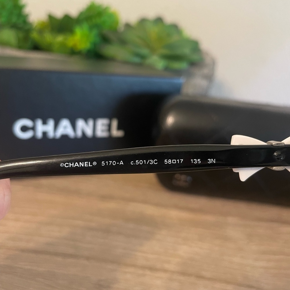 Authentic Chanel coco Ribbon sunglasses full set - Picture 5 of 12